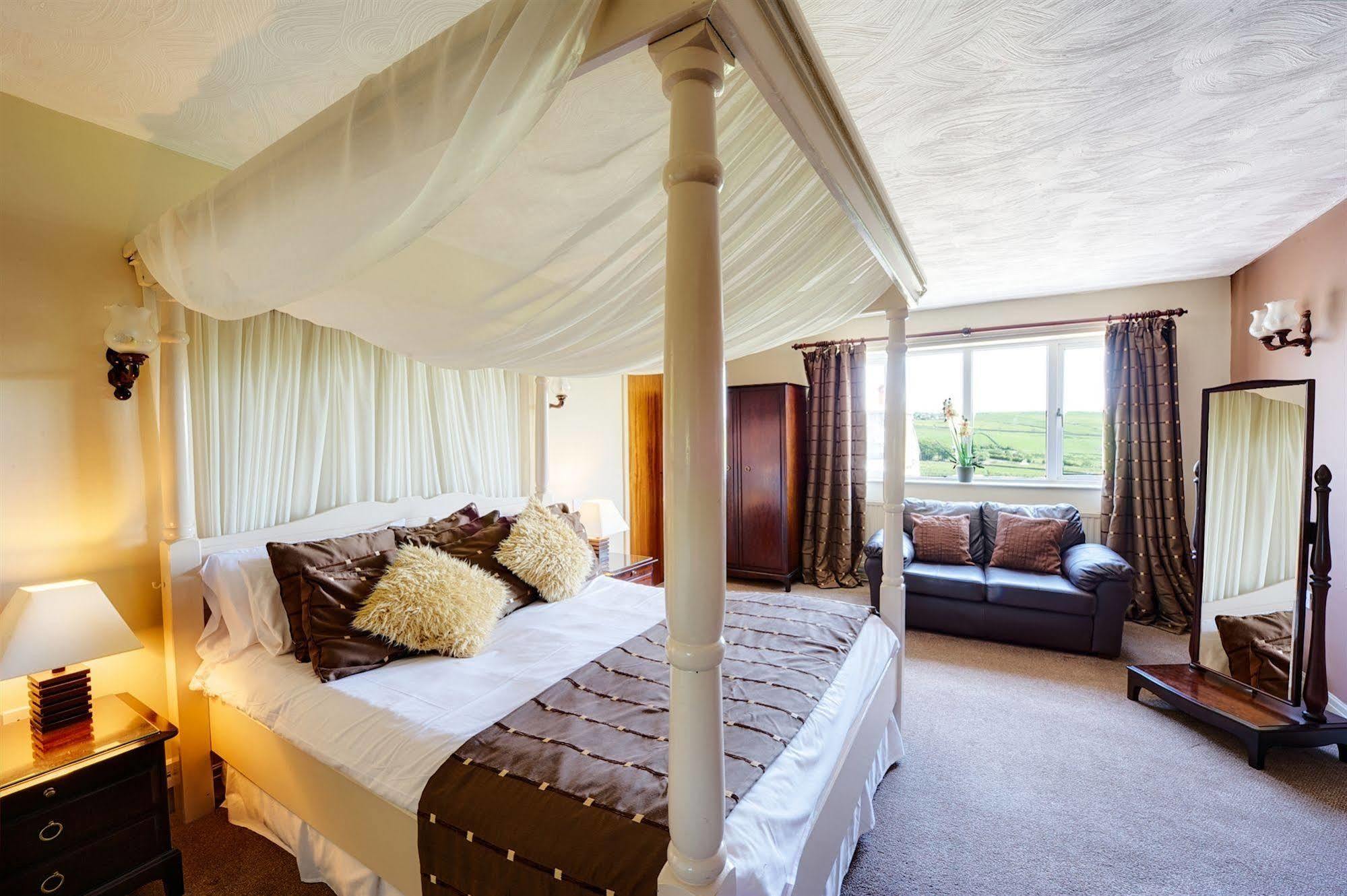 Hotel Clough Manor Denshaw Zewnętrze zdjęcie